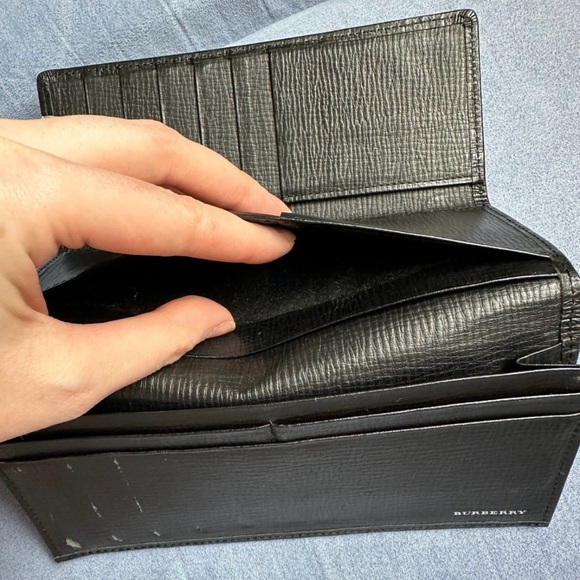 Burberry Black Long Wallet - Picture 5 of 10